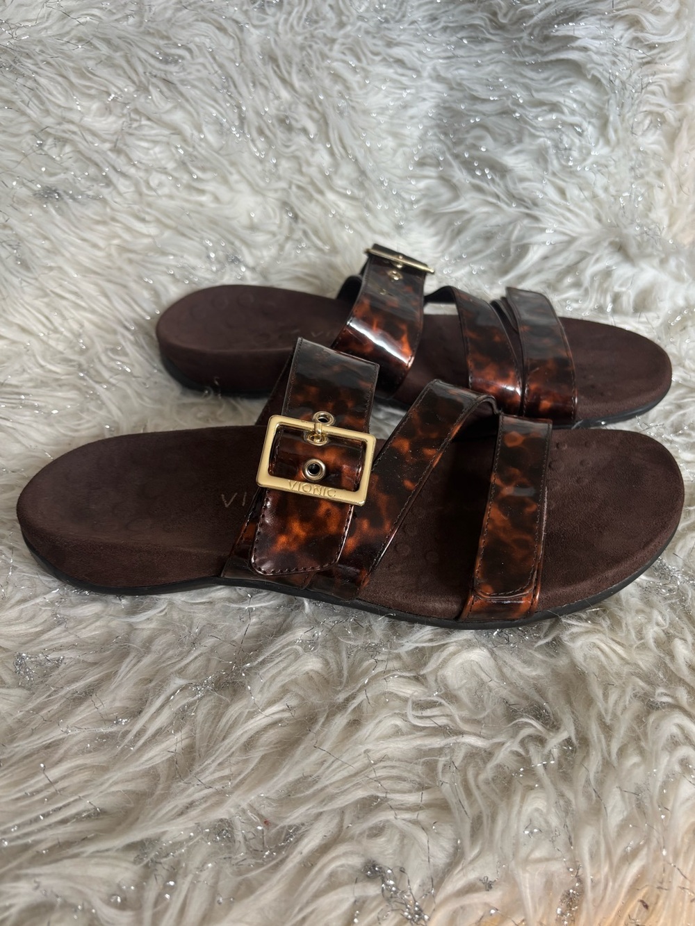 Vionic Women’s Brown Adjustable Triple-Strap Slide Sandals Gold Buckle Size 9USA